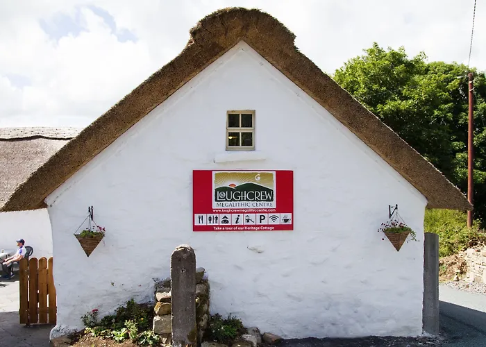 Loughcrew Megalithic Hostal *