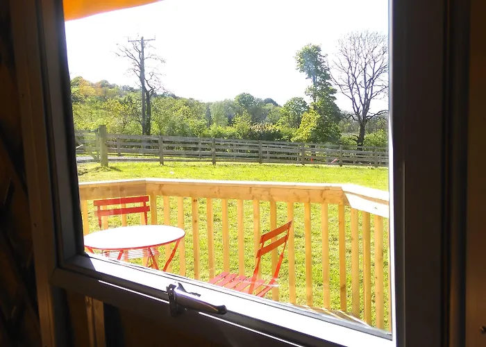 Loughcrew Megalithic Hostal *